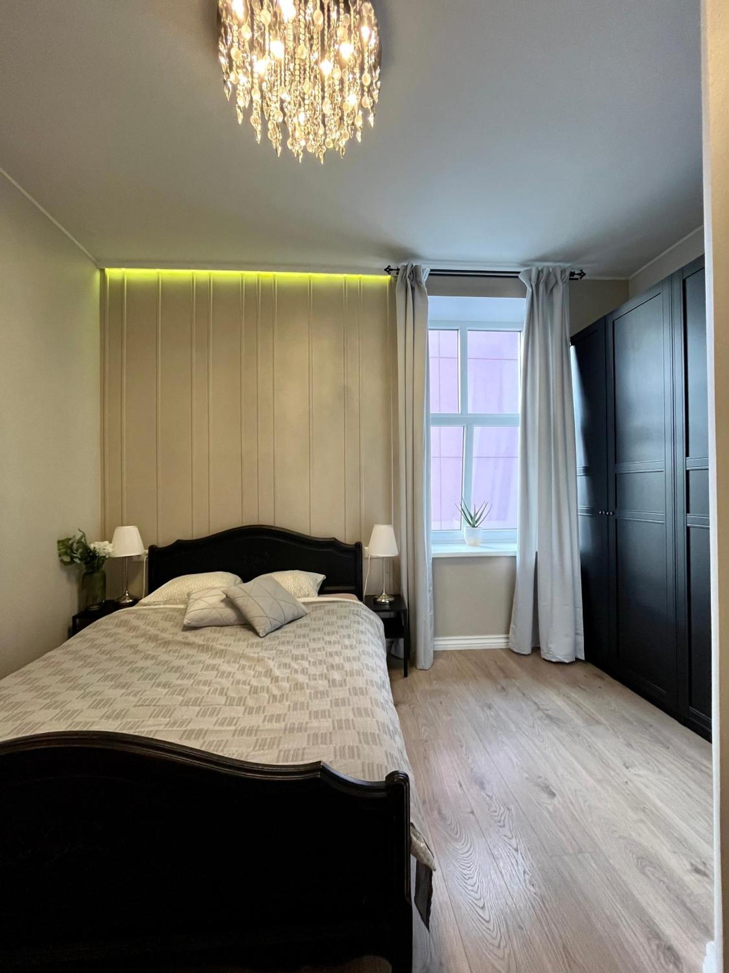 Old Town Apartment - Self Check In Voru Exterior photo